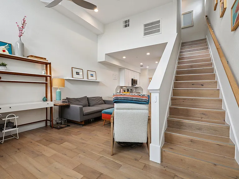 4001 Red River St #4 — Photo 13