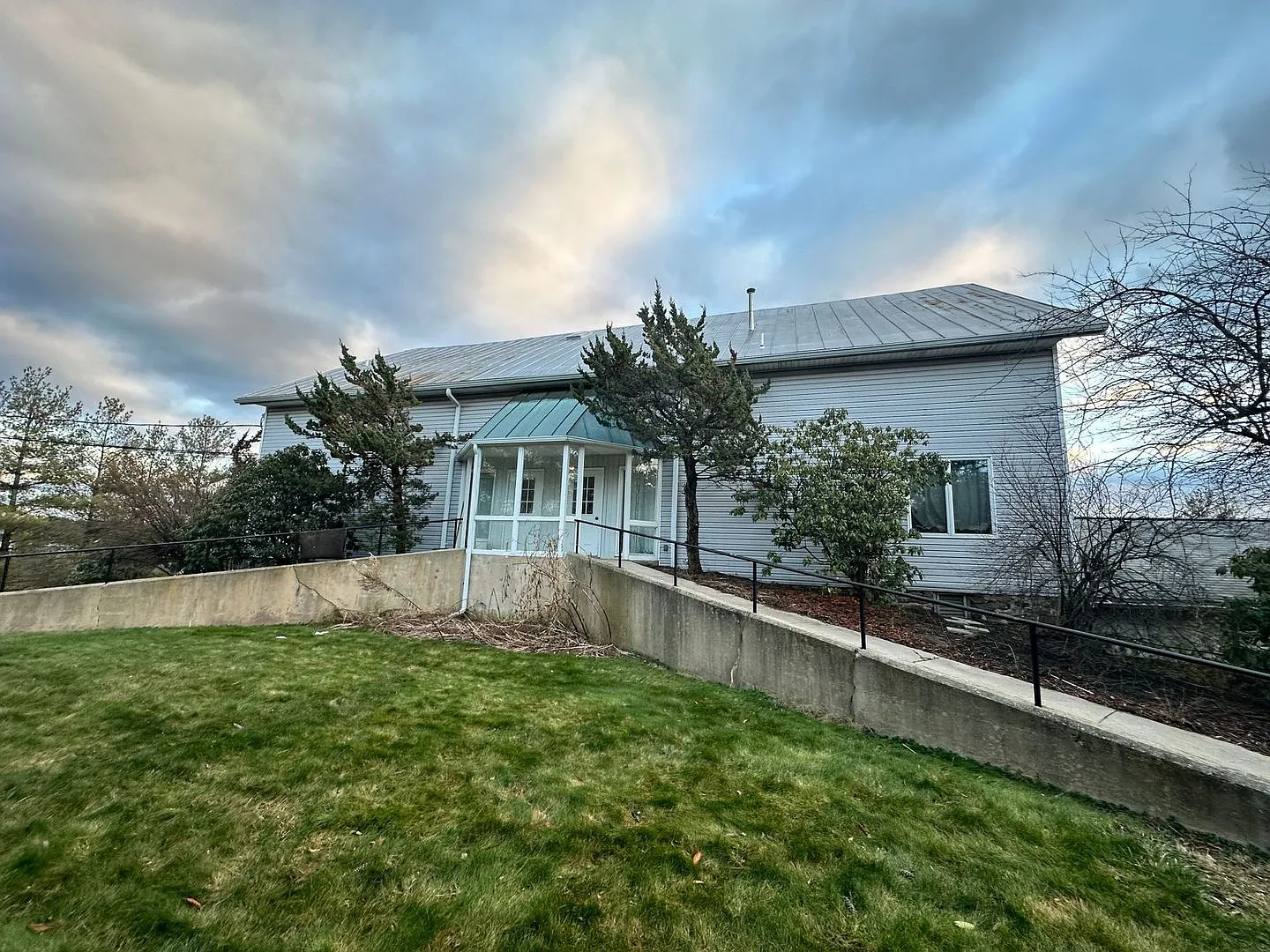 25 Sarhelm Rd — Photo 2