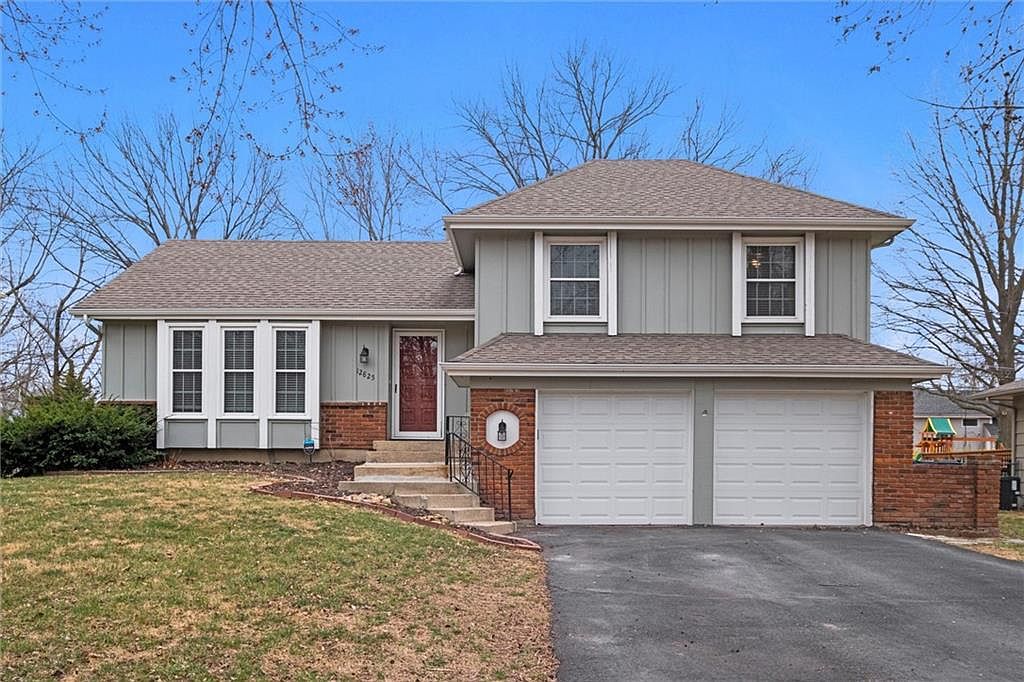 12825 W 100th St, Lenexa, KS 66215 | Zillow