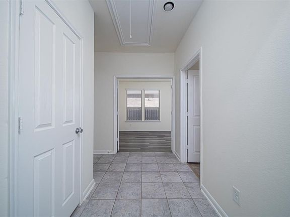 4th image of 24039 Buffalo Cove Ln