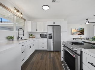 101 Ulana St #B, Makawao, HI 96768