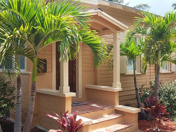 2 Bed 1 Bath front  house