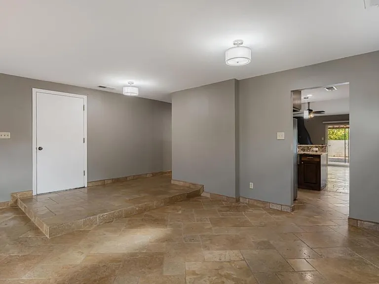 6612 Christy Ave NE — Photo 9