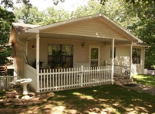 108 Beaverview Rd, Eureka Springs, AR 72631