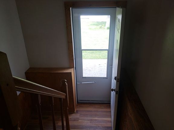 back entryway, outdoor patio