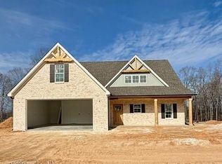 136 Enclave Dr, Clemmons, NC 27012