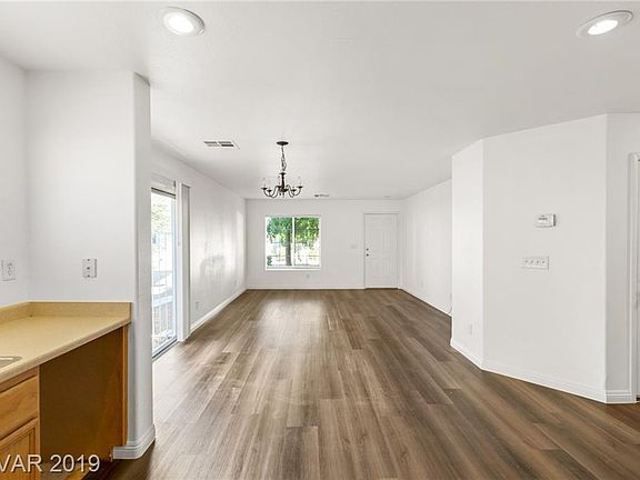 3rd image of 10343 Capitol Hill Ct