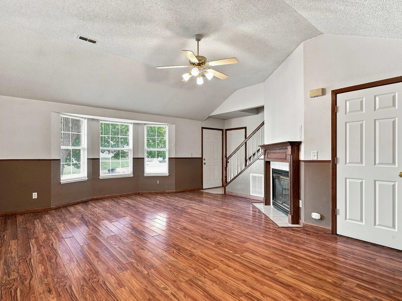 4 bed, 2.0 bath, $1,495 — Photo 3