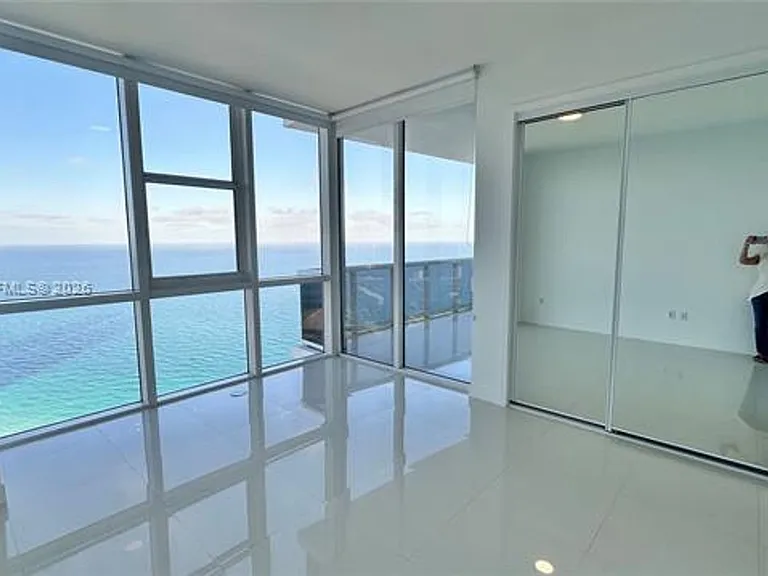 18201 Collins Ave #CU-4808 — Photo 16