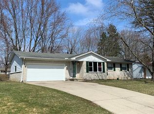 1157 Holly Spring Ln, Grand Blanc, MI 48439