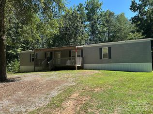 327 Bear Creek Rd, Blacksburg, SC 29702