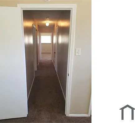 4 bed, 1977 sqft, $2,175 — Photo 3