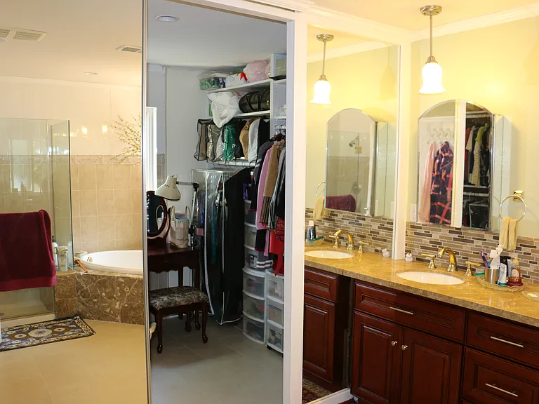 8927 Seranata Dr — Photo 19