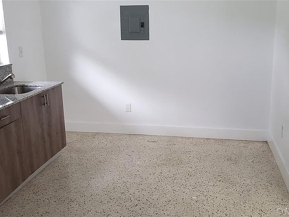 3rd image of 1864 NW 24th St #5