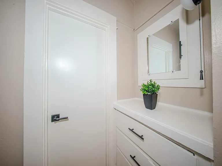 1335 Junipero Ave — Photo 7