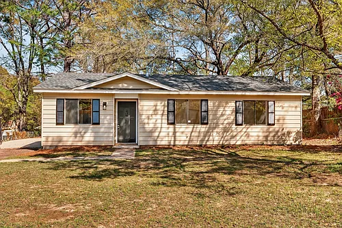 1644 Princess Helen Rd W Photo 1
