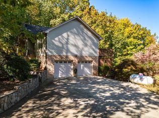 120 Packs Mountain Ridge Rd, Taylors, SC 29687
