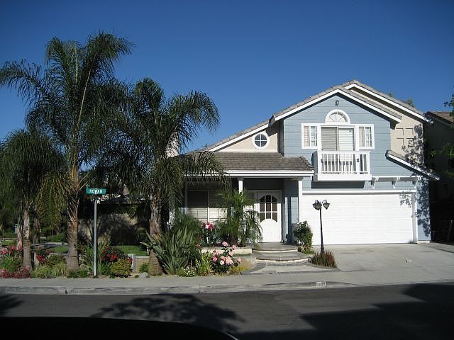 1st image of 10 Rowan Dr