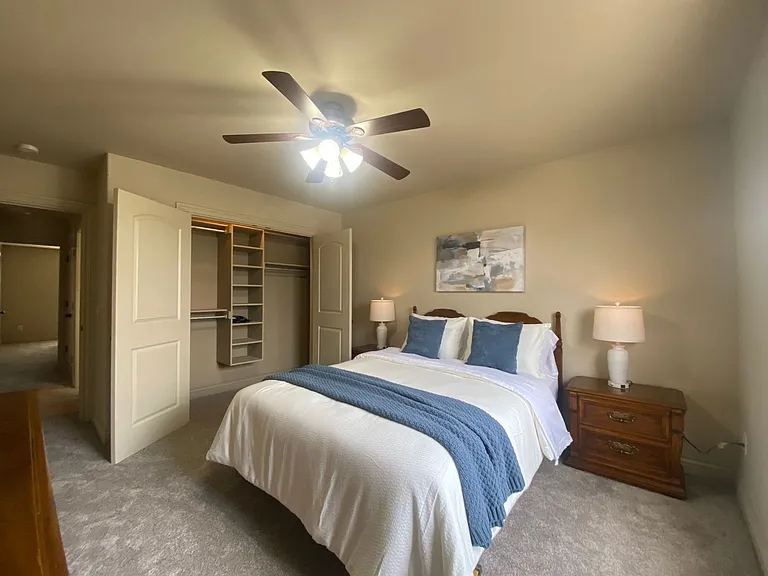 3605 N Narcissus Ave — Photo 44