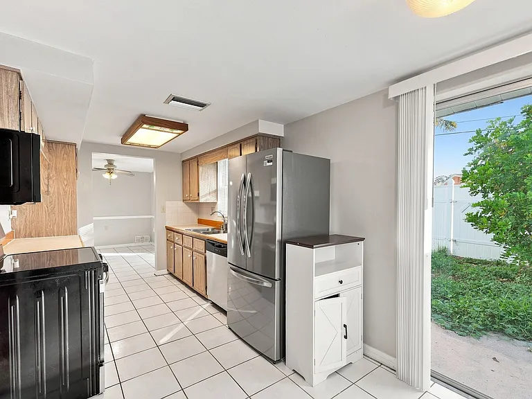 1254 Firecreek Ct — Photo 10