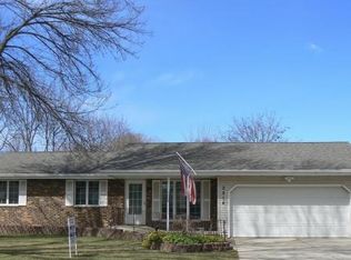 2514 Valiant Ln, Green Bay, WI 54304