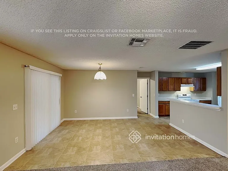 13581 Ashford Wood Ct E — Photo 8