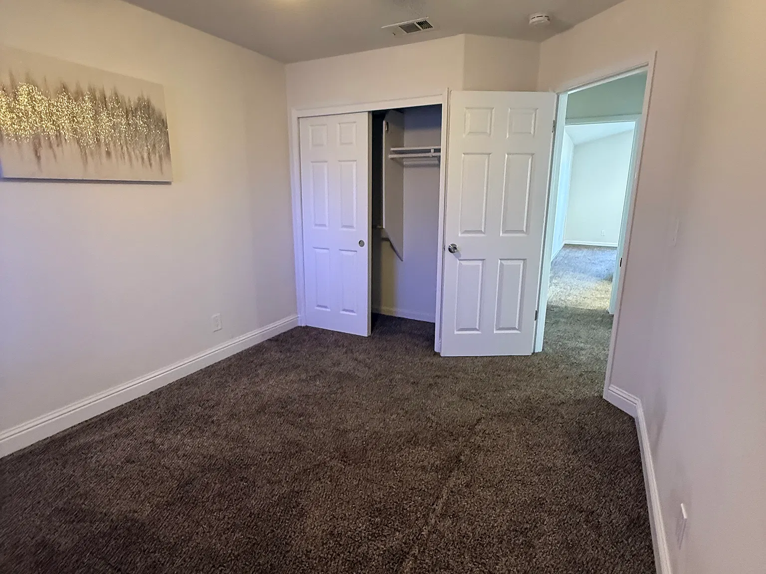 3 bed, 1342 sqft, $2,300 — Photo 3