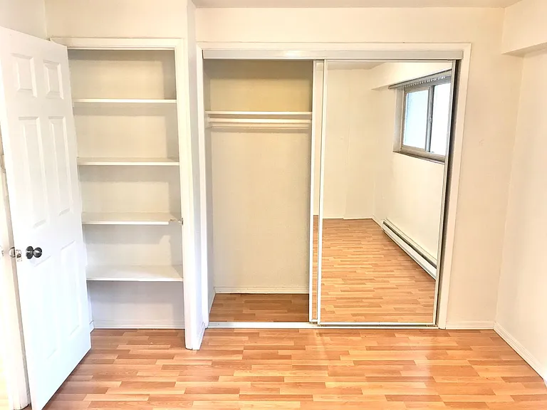 Mercer Vista Apartments — Photo 6