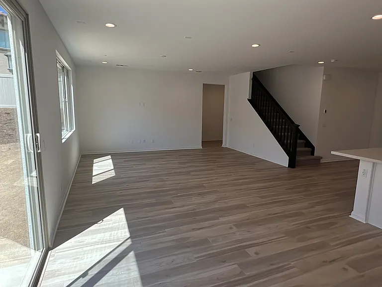 21469 Thomas Ct — Photo 13