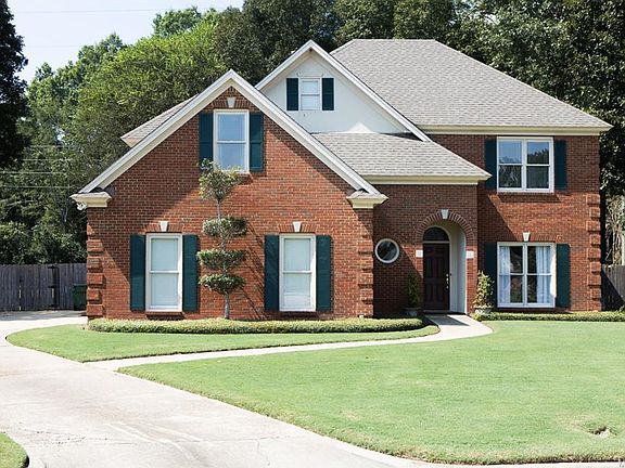 2nd image of 254 Carolina Ct