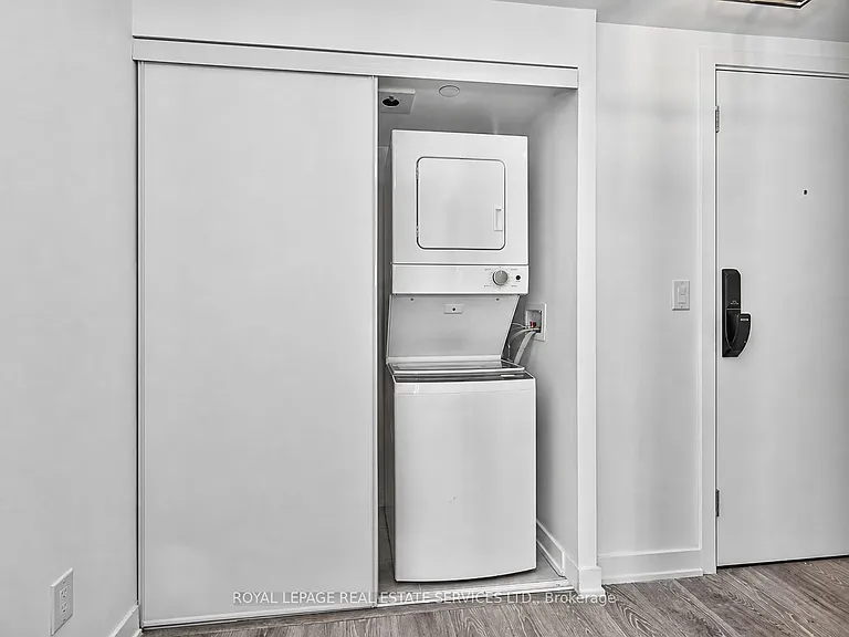 3210 Dakota Cmn #A813 — Photo 5