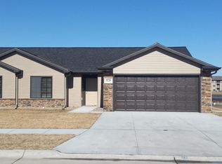3767 Norseman Ave, Grand Island, NE 68803