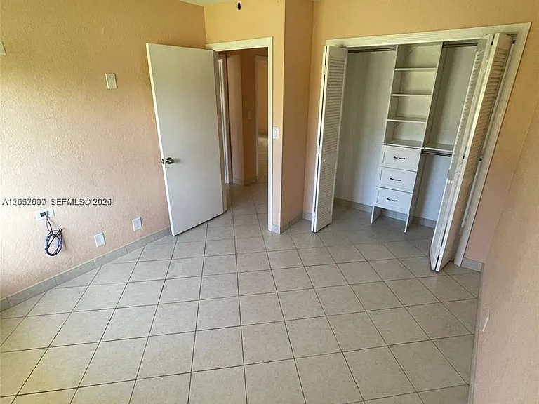 5352 Rose Marie Ave S — Photo 9