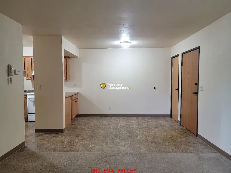 104 Sycamore Dr #3 — Photo 3