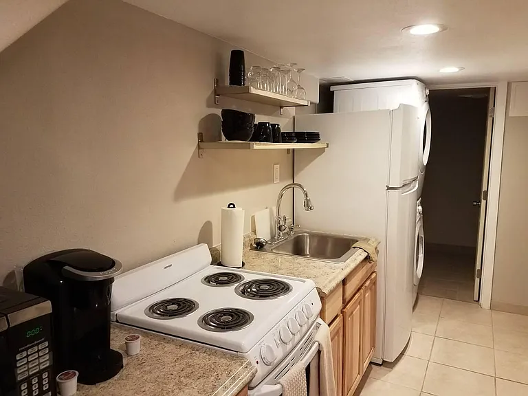 4741 N Mississippi Ave — Photo 5
