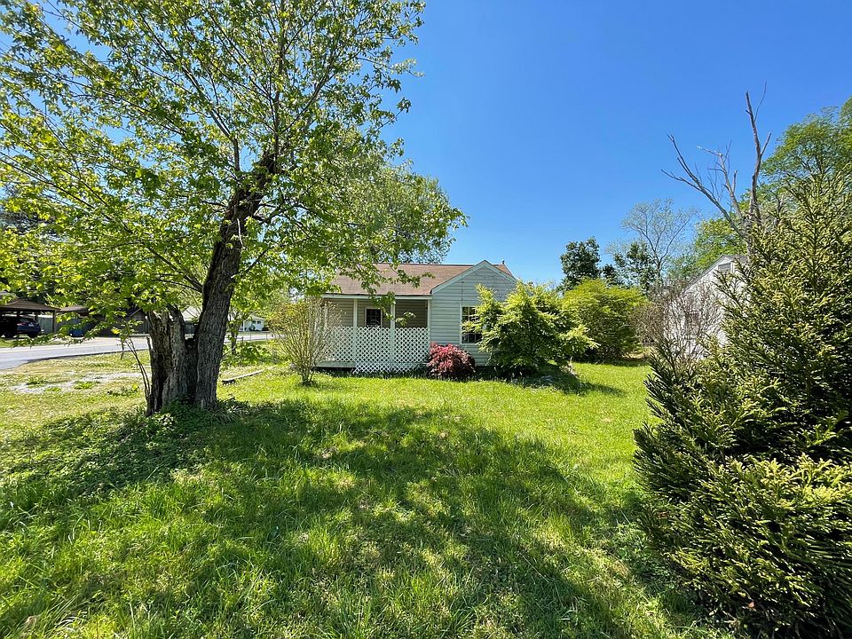 1st image of 1111 Henderson Ave