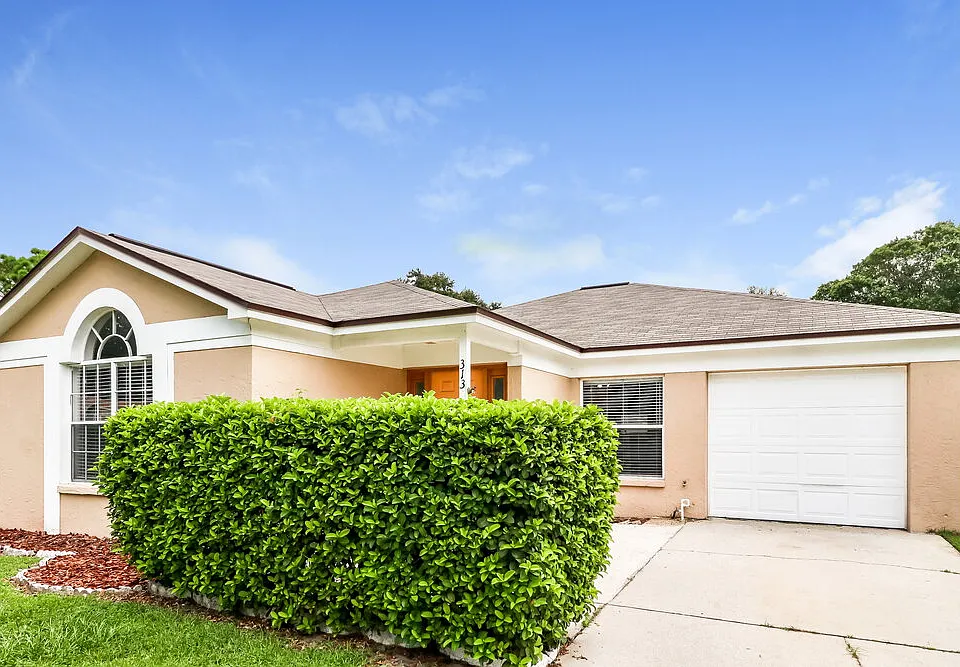 313 Crayford Pl