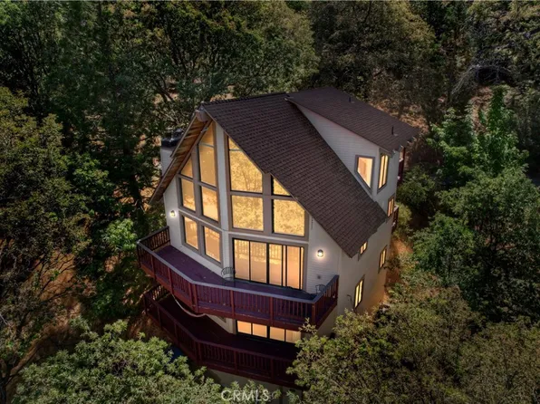 133 Cumberland Dr, Lake Arrowhead, CA 92352
