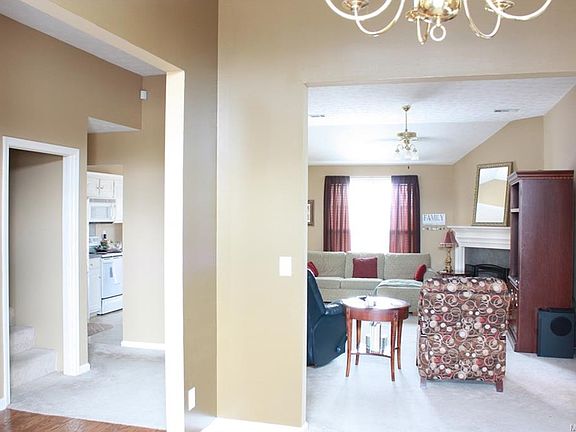 2nd image of 1142 Hallwood Ln