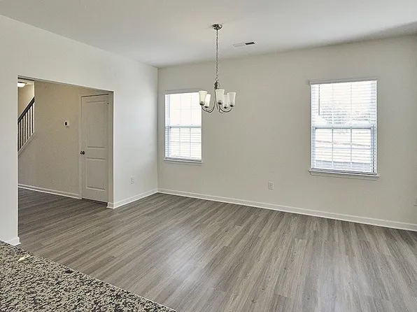 2524 Lily Dr, Haw River, NC 27258