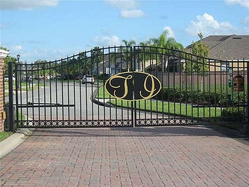 1st image of 16932 Deer Oak Ln