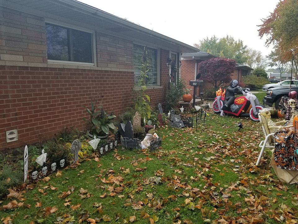 2nd image of 320 N Chocolay Ave