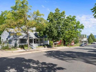 514 Emmet St, Petoskey, MI, 49770