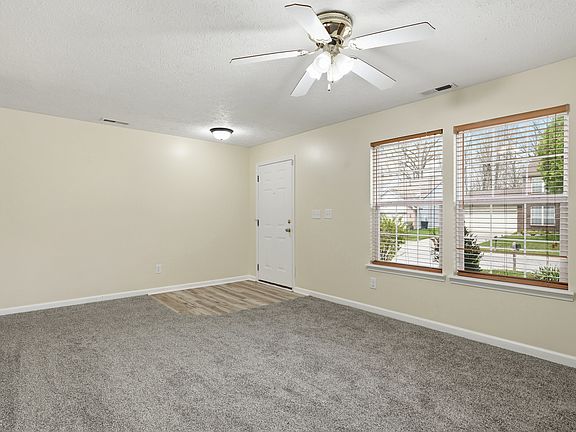 4th image of 11411 Shady Hollow Ln