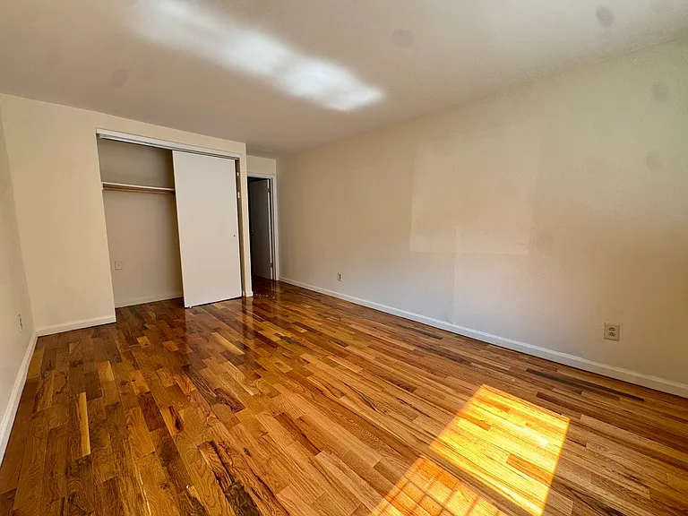 37 Odell Ave #3A — Photo 5