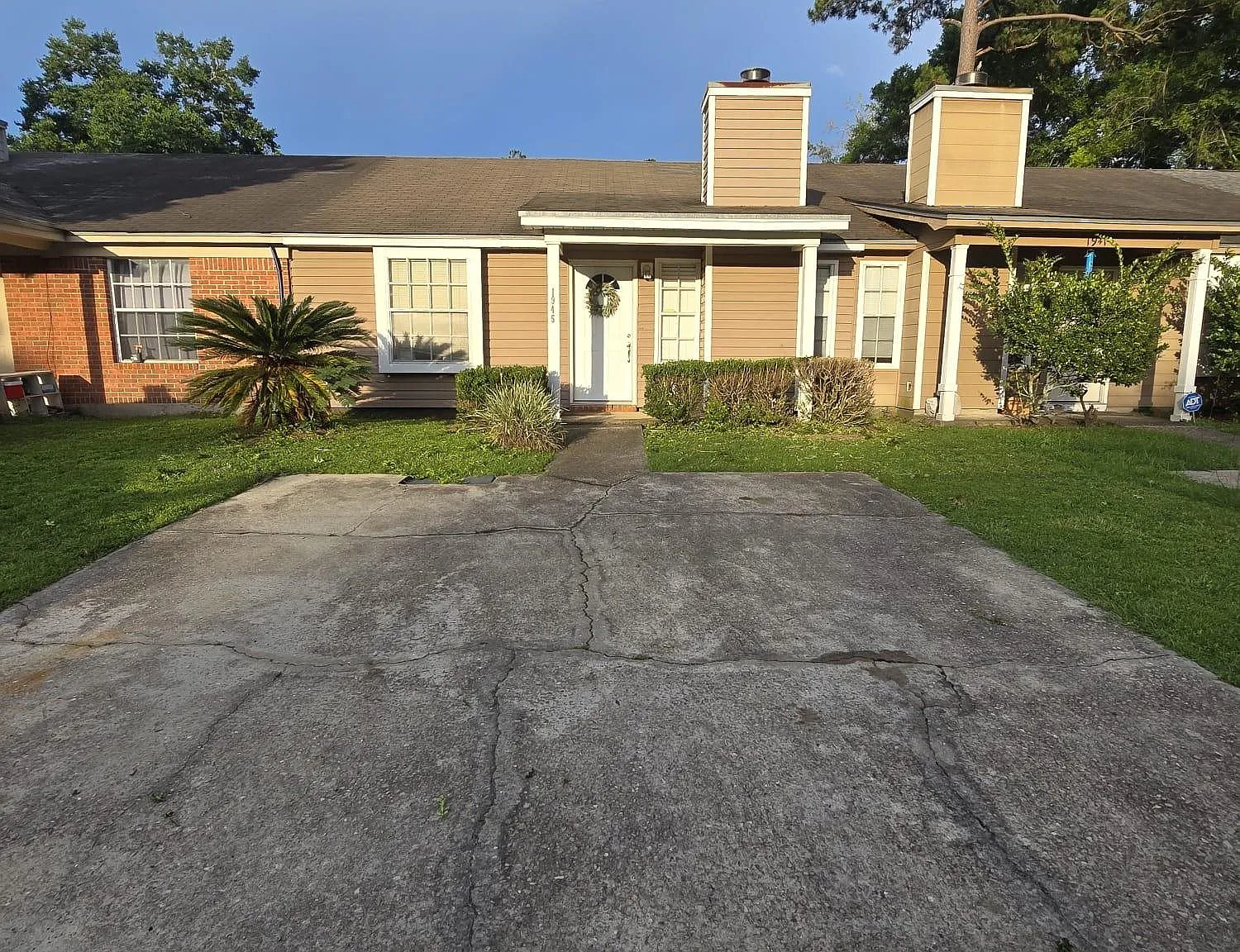 2 bed, 990 sqft, $1,400 — Photo 4