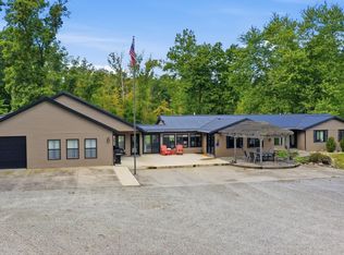 8801 Frazier Dr, Fort Wayne, IN 46818
