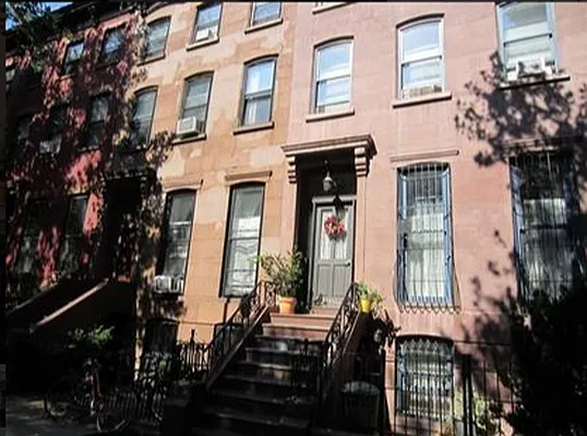 Rented by Fifth & Forever LLC | media 24