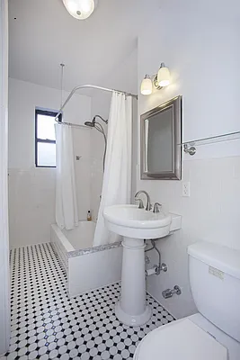 Rented by Engel & Völkers New York City | media 5