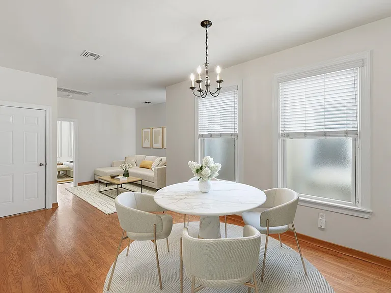 394 Woodlawn Ave #2 — Photo 8